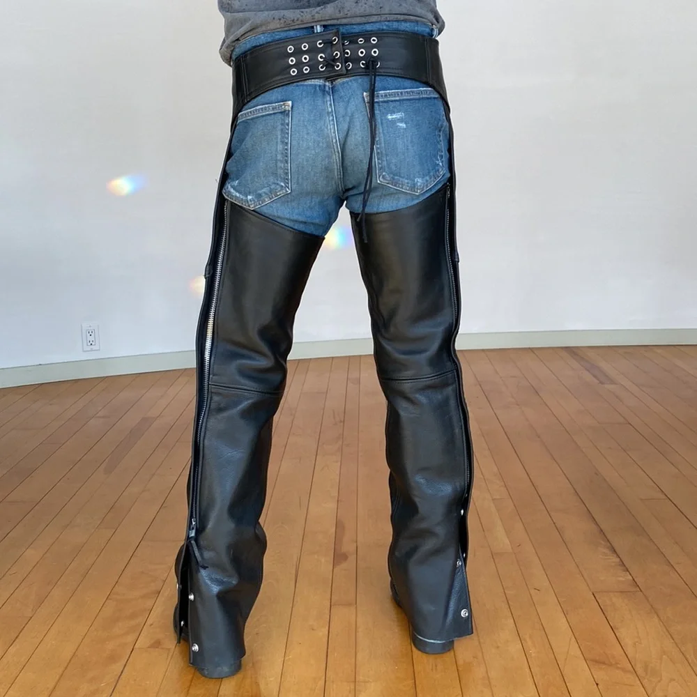 Unisex Leather Chaps from Walter Dyer Leather in Framingham, MA, size M/L - Picture 5 of 11